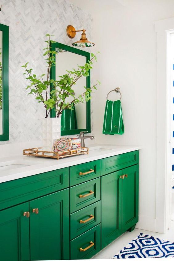 Kelly green bathroom cabinets | Bathroom decor | Girlfriend is Better