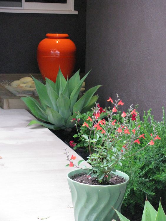 Bauer Pottery planters and oil pot | Girlfriend is Better