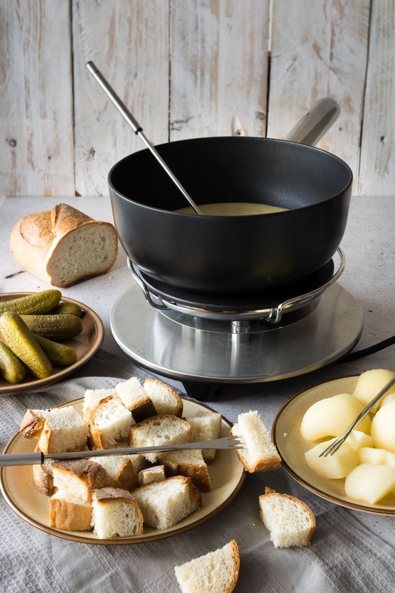 Swiss fondue recipes + more | Girlfriend is Better