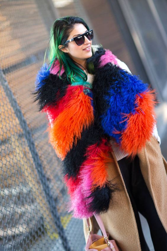 Multicolored fur coat alternative - the stole! | Girlfriend is Better