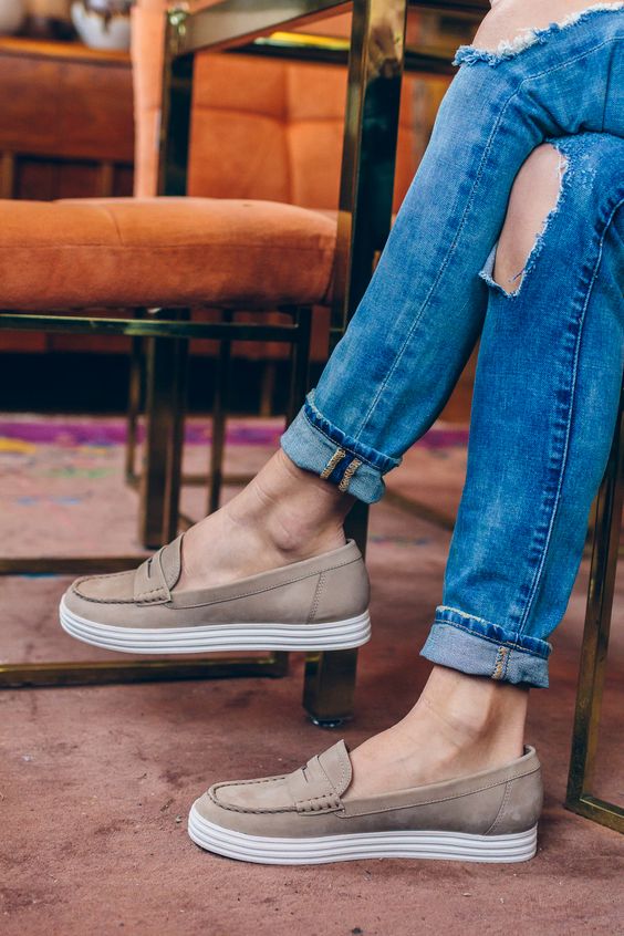 Penny loafers for working women + busy moms | Girlfriend is Better