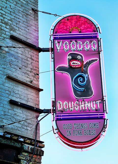 Voodoo Donuts | Portland Oregon travel guide | Girlfriend is Better