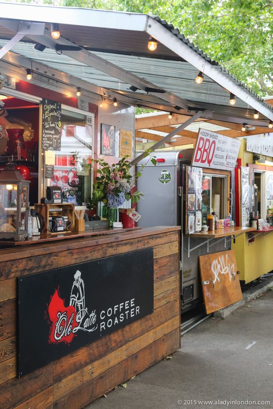 Food carts | Portland Oregon travel guide | Girlfriend is Better