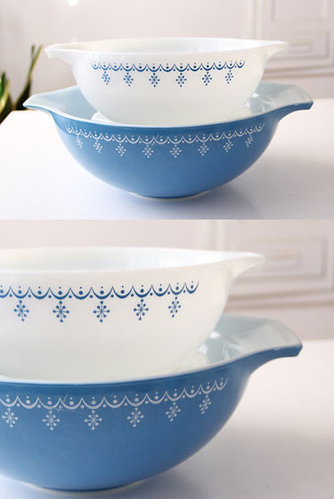 Vintage Pyrex bowls | Snowflake | FabLovesVintage Etsy