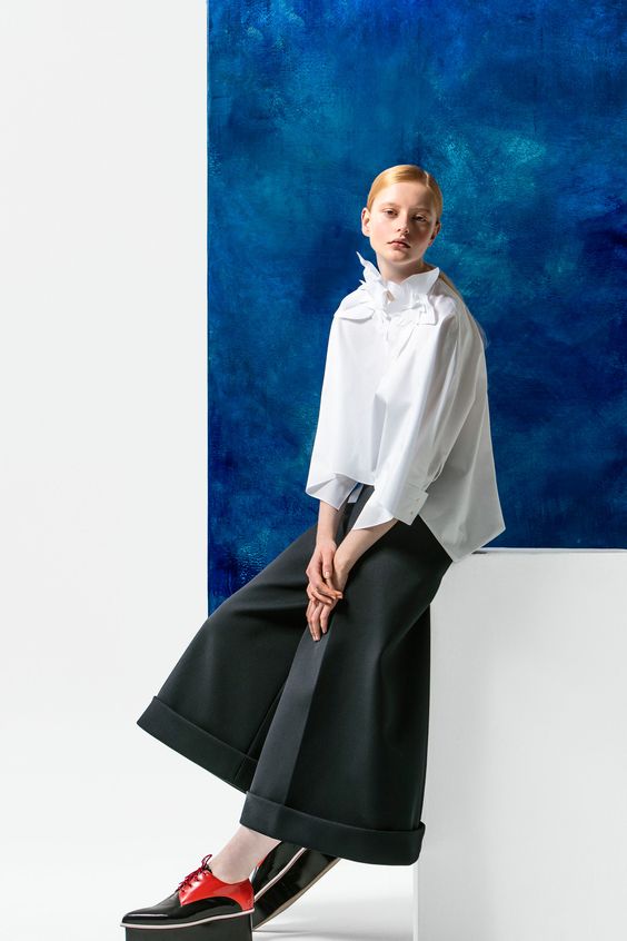 Wide-cut pants instead of a skirt | Delpozo Pre-Fall 2016 collection | Girlfriend is Better