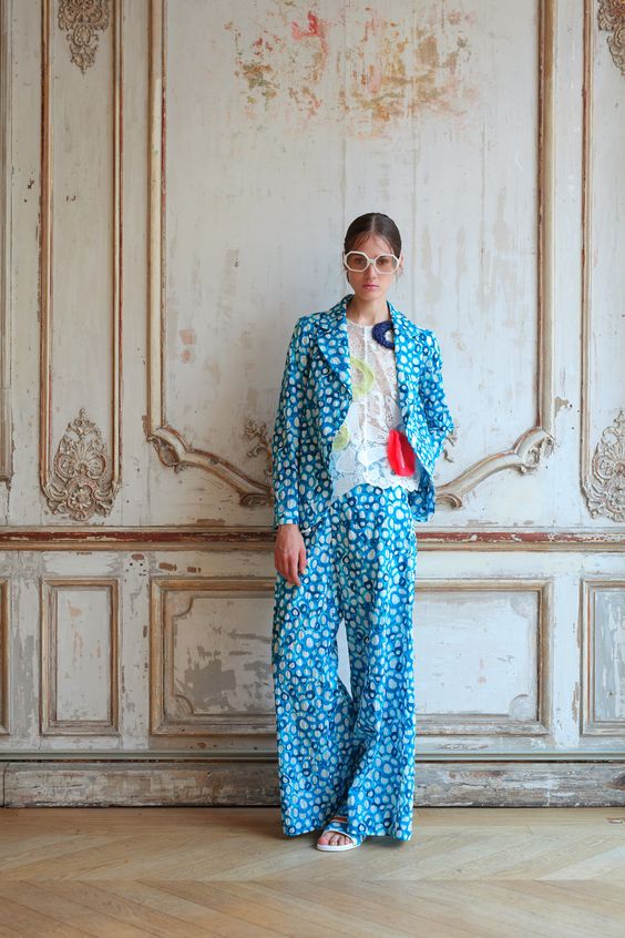 Wide-cut pants and matching jacket | Tsumori Chisato Spring 2016 Ready-to-Wear collection | Girlfriend is Better