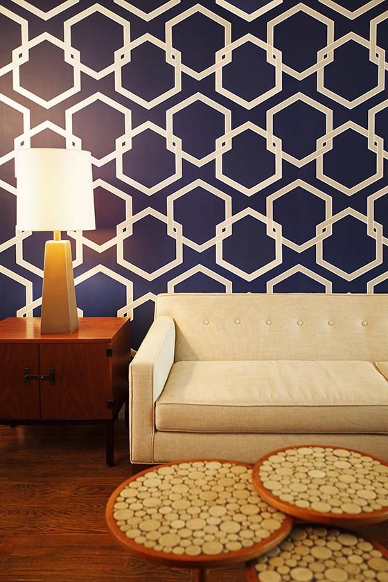 Wallpaper with bold hexagons add impact to a room | Girlfriend is Better