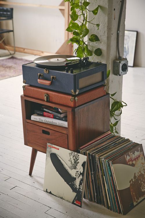 Record players on mid-century modern nightstands | Girlfriend is Better