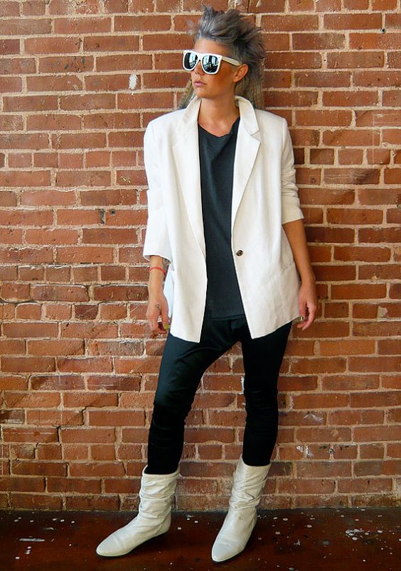 White boots + white blazer | Girlfriend is Better