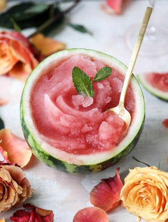 Watermelon Frosé summer cocktail recipe | Girlfriend is Better