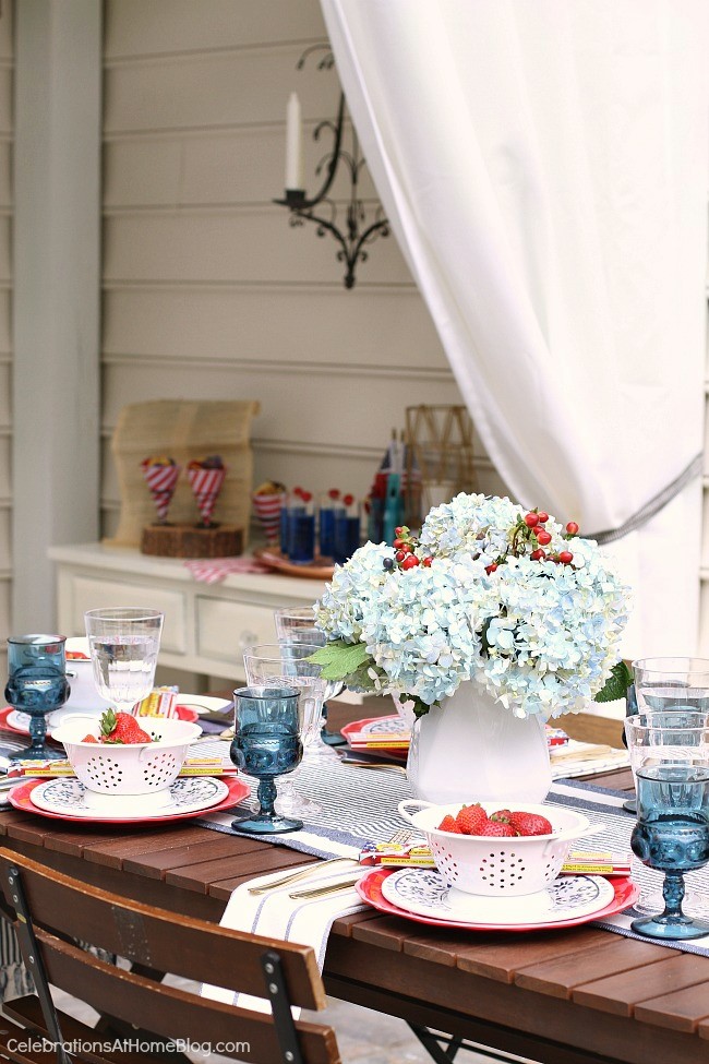 Red white and blue patio table decor | Girlfriend is Better