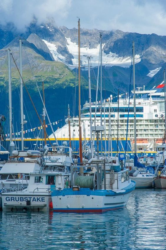 Seward Harbor in Alaska | Travel Guide | Girlfriend is Better