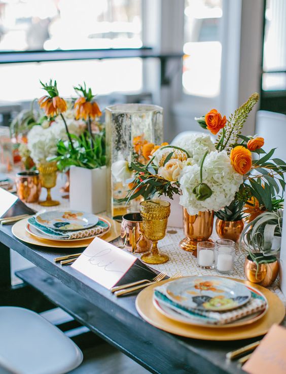 Amber glassware for Fall Table setting | Girlfriend is Better