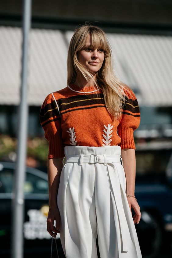 Orange embroidered striped sweater and high-waist slacks | Girlfriend is Better