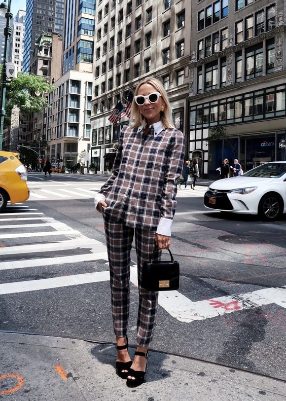 Plaid pant suit perfect for the office | Girlfriend is Better