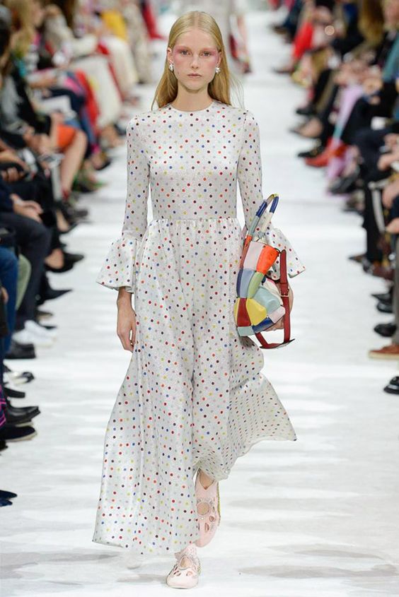 Valentino Spring 2018 polka dots dress | Milan Fashion Week | Girlfriend is Better