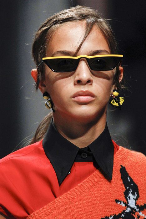 Prada tiny sunglasses | Sporty rectangular frames | Girlfriend is Better