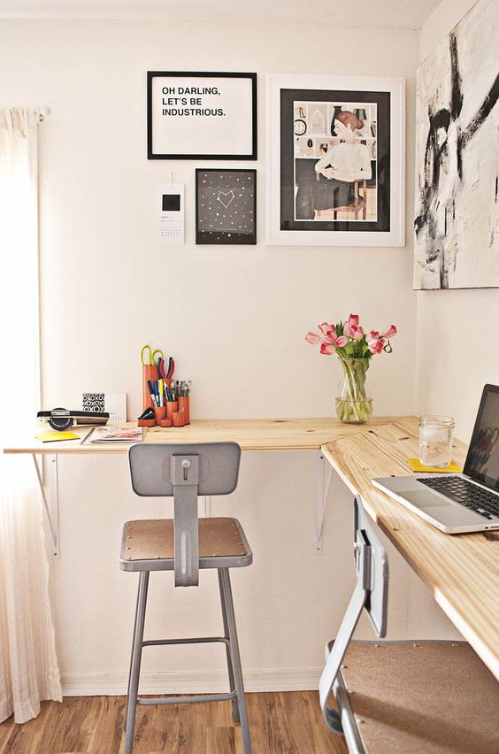 Home office corner desk DIY | Girlfriend is Better