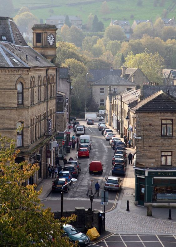 British crime drama locations | Happy Valley | Hebden Bridge Upper Calder Valley West Yorkshire | Girlfriend is Better