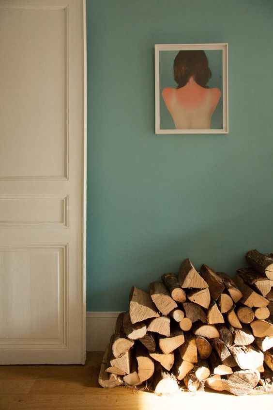 Wood element Feng Shui | green walls portrait painting | Girlfriend is Better