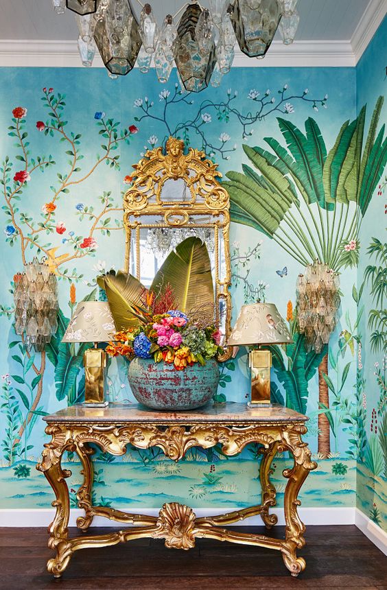 chinoiserie wallpaper ornate gold console table | Girlfriend is Better