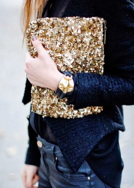 New Year outfit gold sequin clutch | Girlfriend is Better