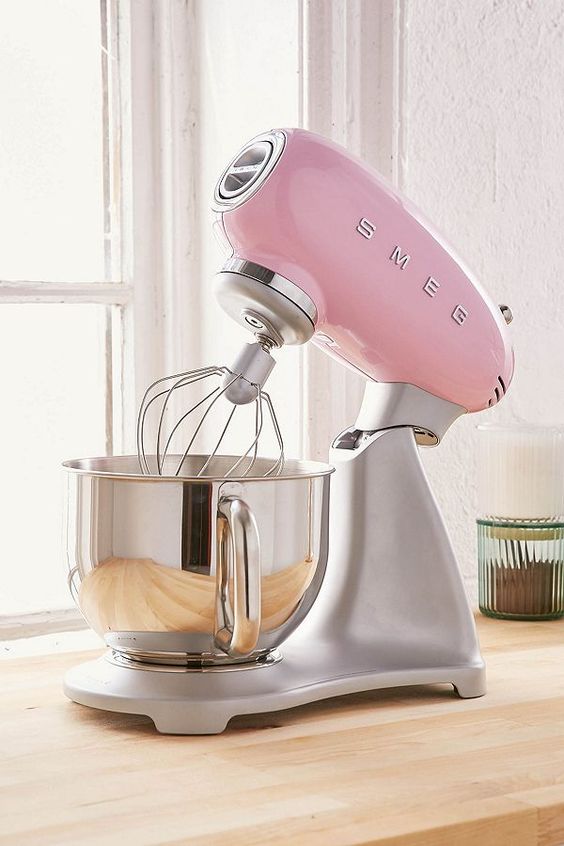 SMEG | Pink stand mixer | Girlfriend is Better