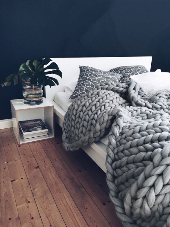 chunky knit blankets | handmade merino wool grey jungle decor | Girlfriend is Better