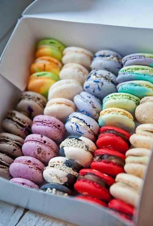 Macaron | Box of multicolored treats | Girlfriend is Better