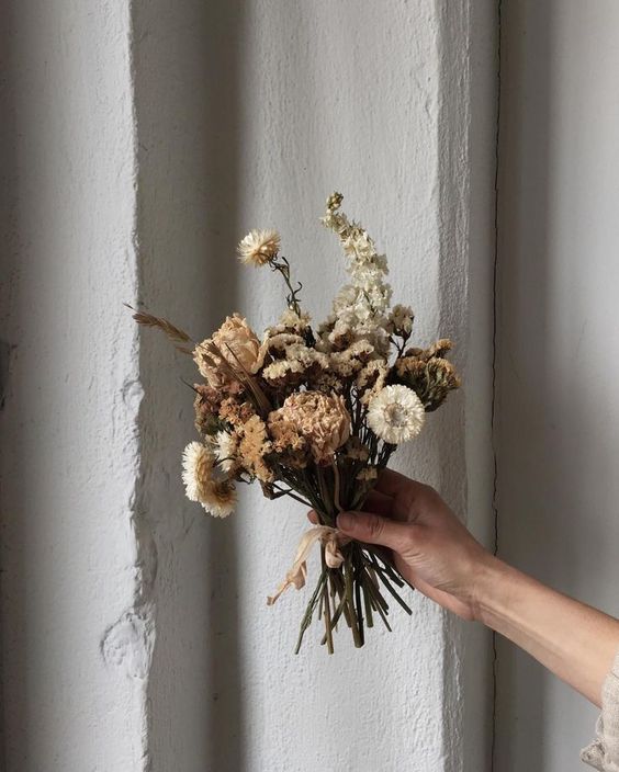 Preserved Bouquets | Hand dried flowers | Girlfriend is Better