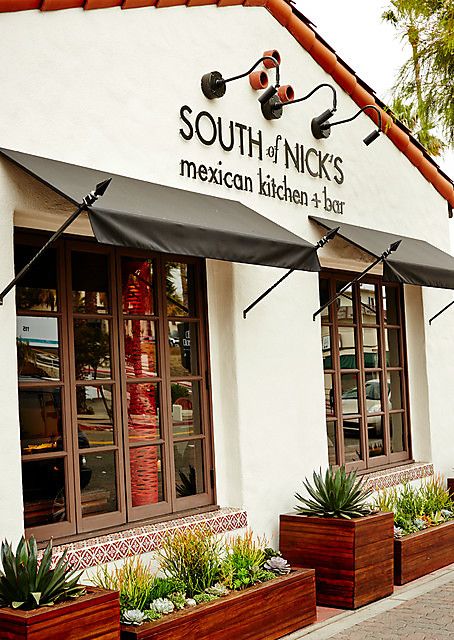 San Clemente | South of Nick's Mexican kitchen bar restaurant Del Mar | Girlfriend is Better