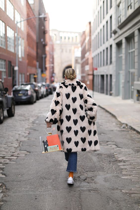 Valentine's Day street style outfits | heart faux fur coat sett through purse | Girlfriend is Better