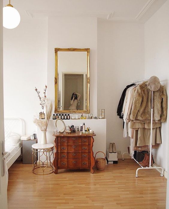 mirror Feng Shui | large gilded mirror bedroom French country | Girlfriend is Better