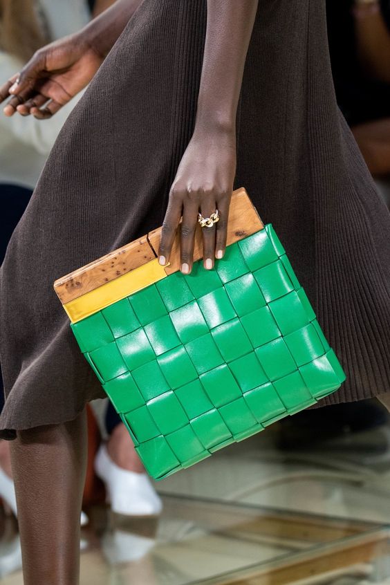 oversized woven purses | Bottega Veneta green square maxi weave clutch wood handle | Girlfriend is Better