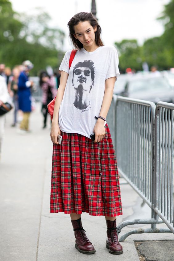 oversized graphic tees | plaid mid-length skirt boots modern grunge | Girlfriend is Better