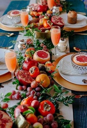 table settings bohemian eclectic | blood orange brunch mimosas pomegranate centerpiece | Girlfriend is Better