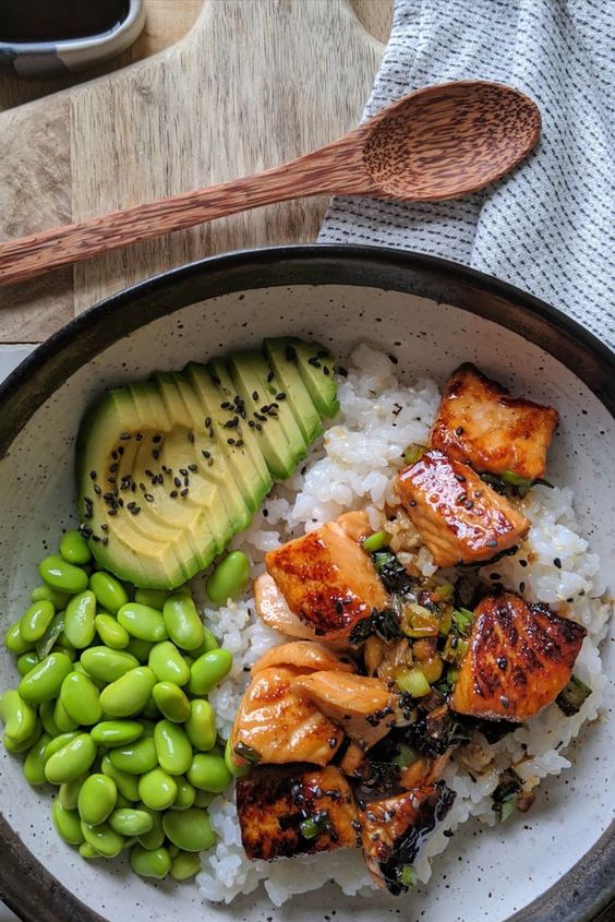 salmon recipes | Girlfriend is Better | Teriyaki Salmon Sushi Bowl