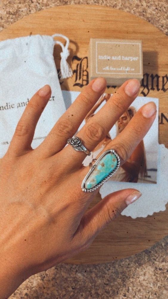 turquoise jewelry | Girlfriend is Better | silver ring minimalism